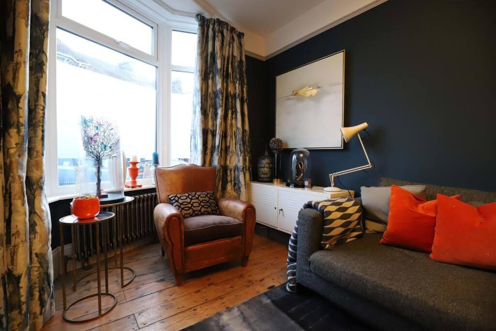 Stylish Townhouse 15 Mins To Laines & Seafront Villa Brighton Dış mekan fotoğraf